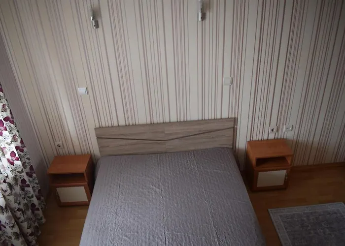 Pirin 7 Апартамент *