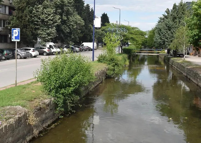 Апартамент Pirin 7